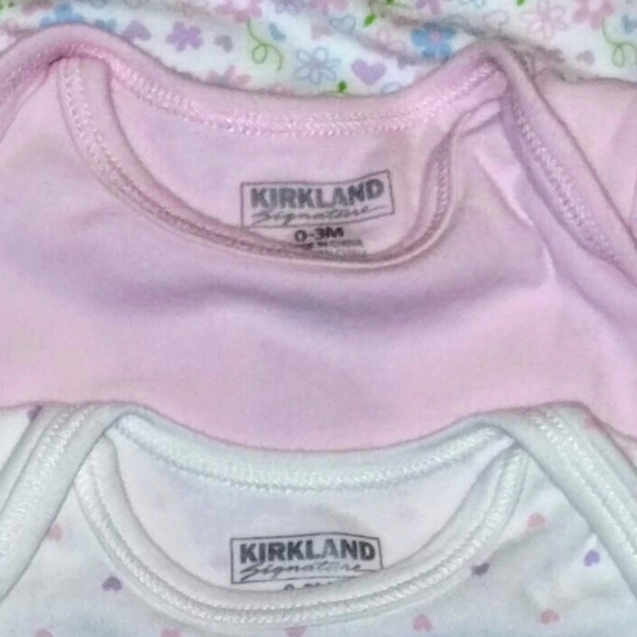Kirkland Infant Girl Set of 4 Onesies New only washed never worn. - Picture 8 of 8